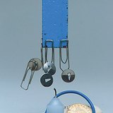 Төмөр, никкел, кобалт нь соронзон оронтой харилцан үйлчлэх чадвартай - 1