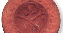 Лаан дээрх Христийн монограм