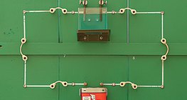 Зэсийн сульфатын усан уусмал нь цахилгаан дамжуулах чадвартай