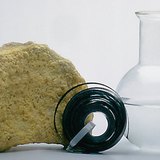 Хүхэр, магнезийн тууз болон нэрмэл ус нь химийн цэвэр бодисууд