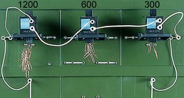 Соронзон орны хүчдэл нь ороомгийн ороодосны тооноос хамаардаг