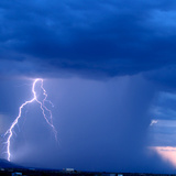 Шуурга ба аянга цахилгаан