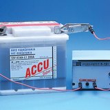 Цэнэглэгдэж байгаа хар тугалганы батарей