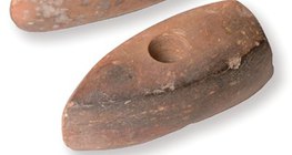 Мөлийлгөж сэвийг нь зассан чулуун сүхнүүд