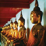 Гантиг сүм дэх Буддагийн хөшөөнүүд (Бангкок, Тайланд)