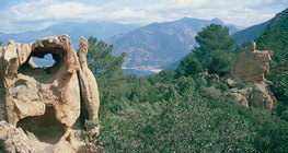 Корсикийн үзэсгэлэнт байгаль