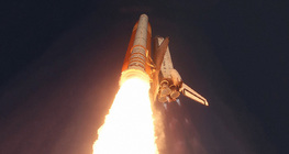 Discovery хөлгийг хөөргөж буй нь