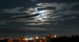 Сарны титэм