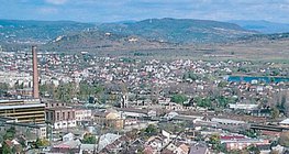 Хот болж өссөн уурхайн тосгон