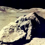 Хүн Саран дээр очсон нь