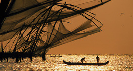 Загасчны завинууд нар жаргах үед