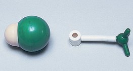 Устөрөгч хлоридын молекулын бөмбөлөг ба иштэй бөмбөлөг загвар