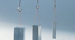 Ижил материалтай, нэгэн төрлийн биеүүдийн масс ба эзэлхүүн нь шууд пропорциональ байна