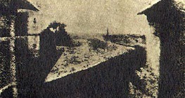 1826 онд Ниепсегийн авсан дэлхийн анхны гэрэл зураг