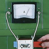 Амперметрээр цахилгаан гүйдлийг хэмжих