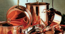 Хайлшаар хийсэн сав суулганууд