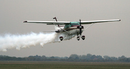 Хөөрч буй онгоц