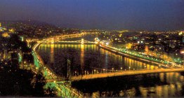 Будапешт хотын шөнө