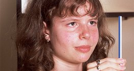 Өөр өөр фокусын зайд нүдний дасан зохицолтыг шалгах