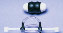 Ацетилен молекулын бөмбөлөг болон иштэй бөмбөлөг загвар