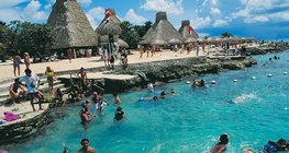 Мексик бол жуулчдын очих дуртай газар юм